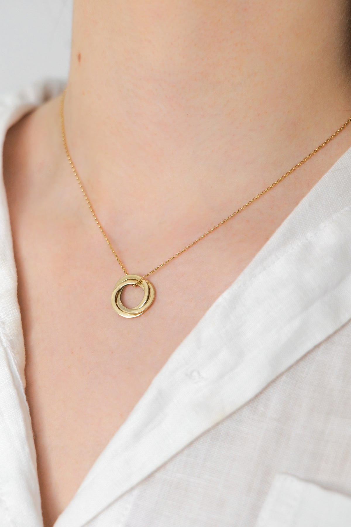 9ct Gold Interlocking Rings Necklace