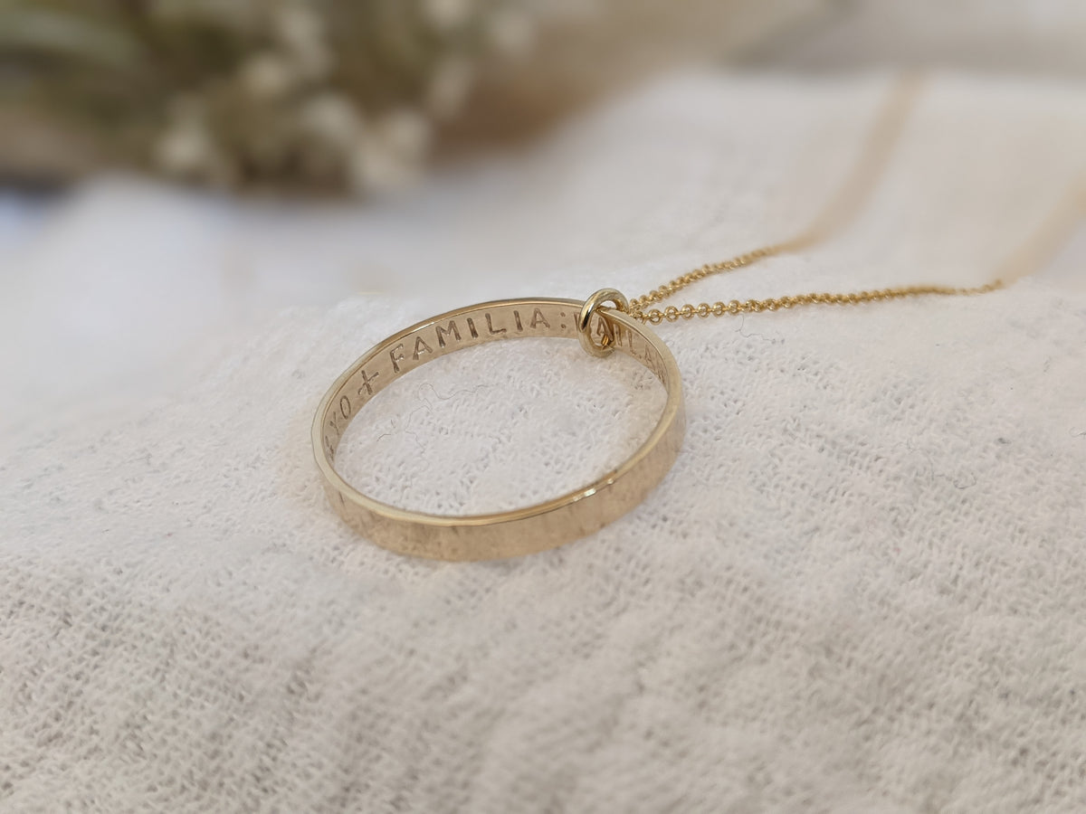 9ct Gold Organic Circle Necklace